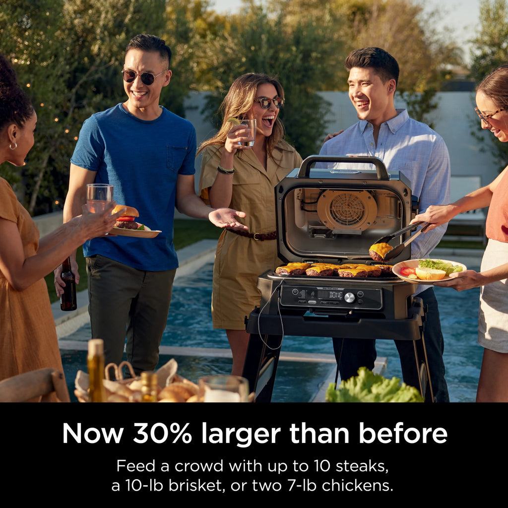 7-in-1 Outdoor Grill & Smoker R398828