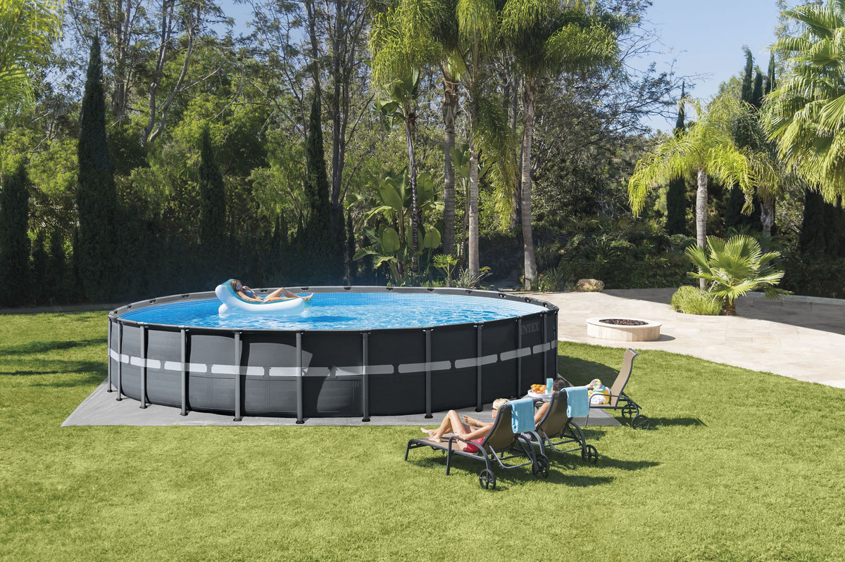 18' x 52" Round Above Ground Pool Set with Filter Pump D944655