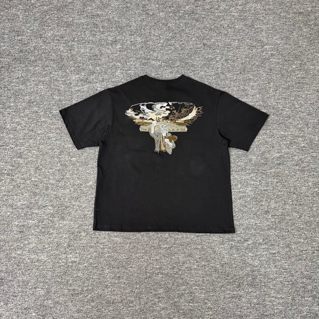 Derschutze Black Oriental Jade‑Ornament Cloud Chest‑Embroidered Boxy Tee